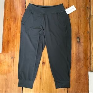 Athleta Soho Cropped Jogger NWT